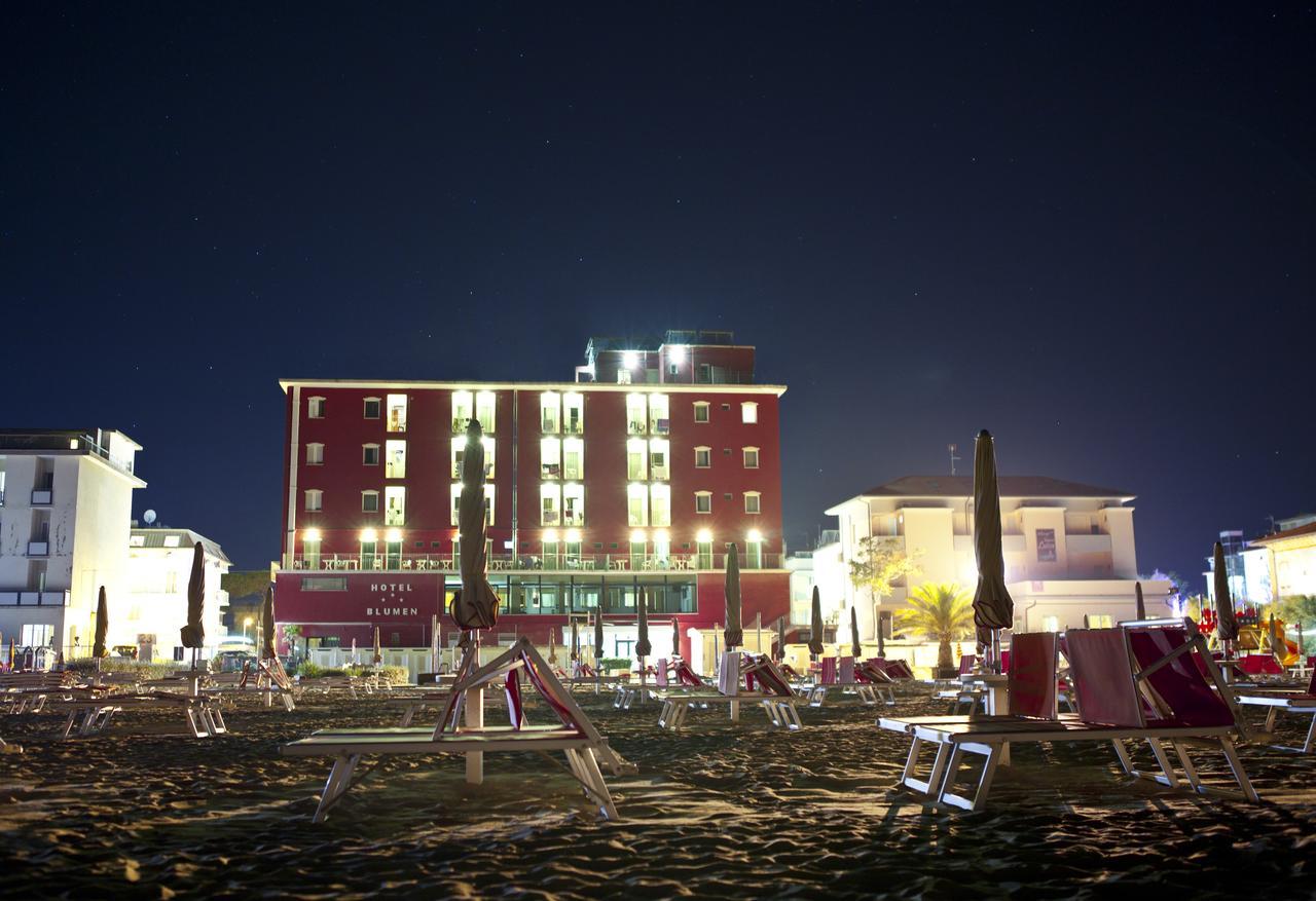 Hotel Blumen Rimini Exterior foto